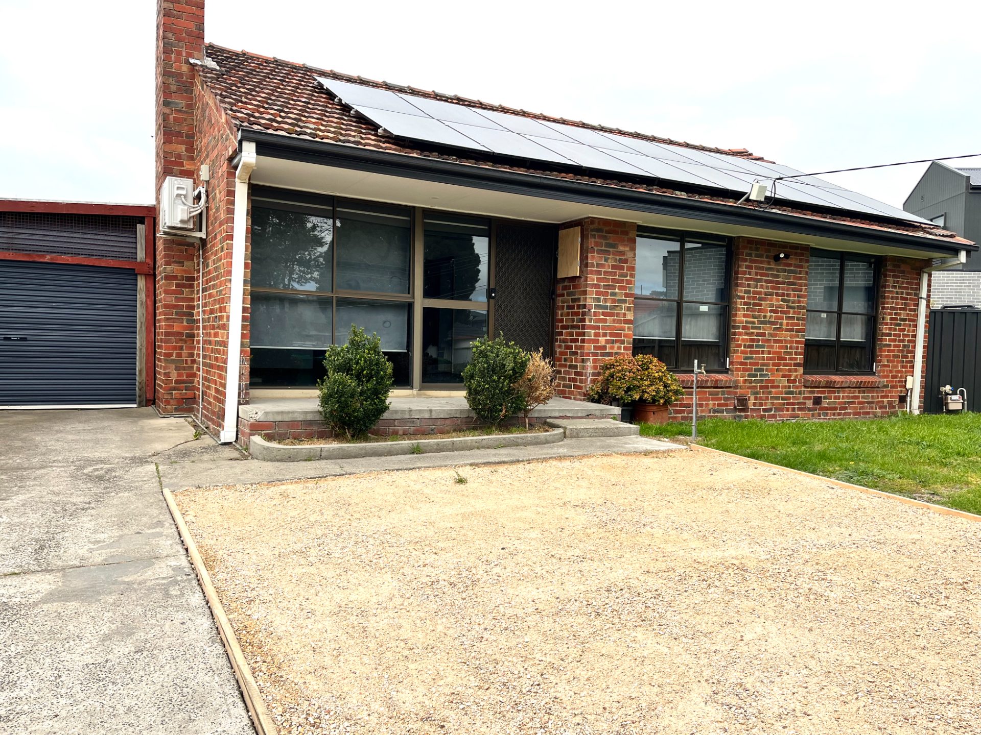 21 Holland Ct photo 1